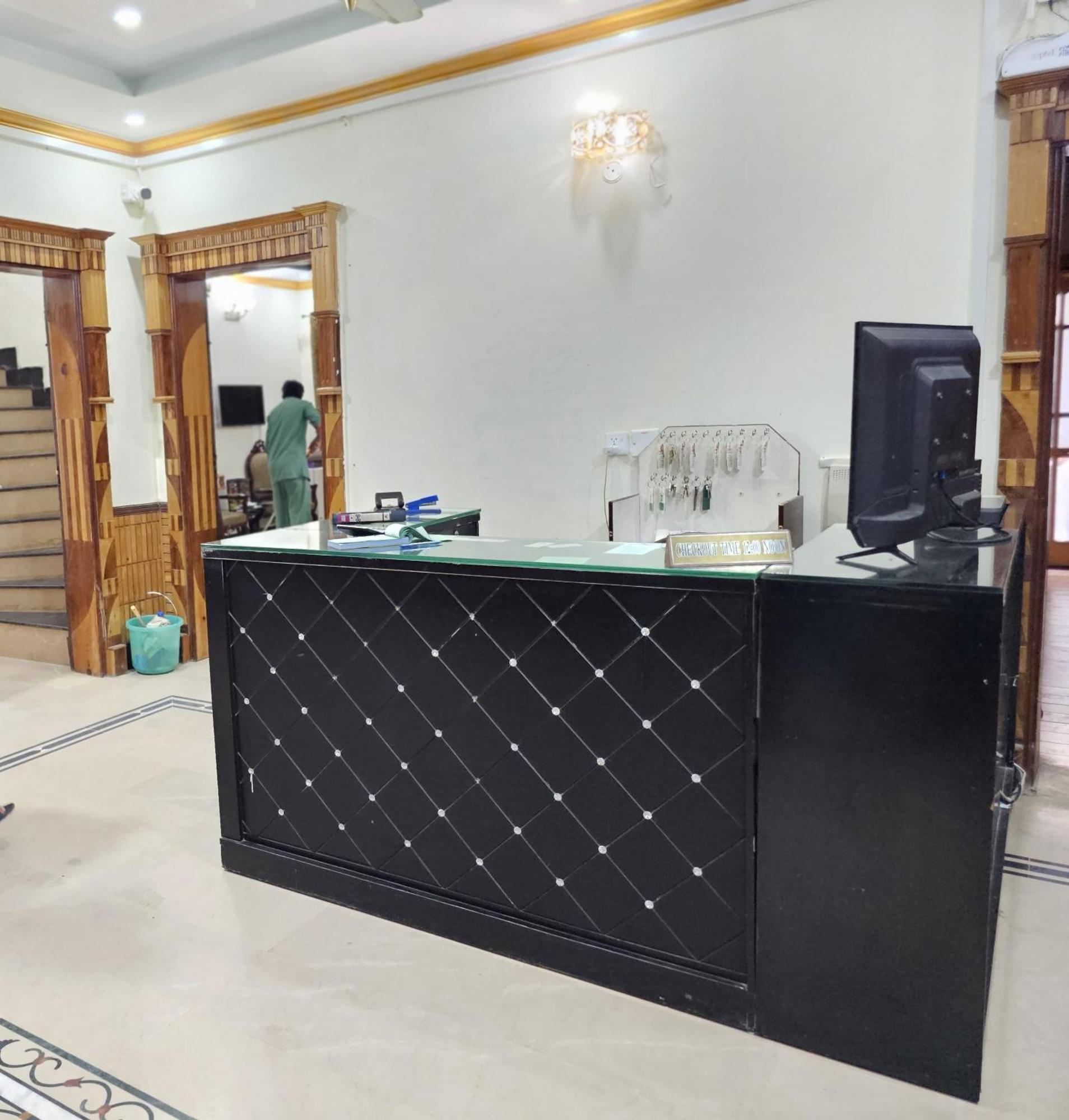 Butt Lodges 2 Islamabad Luaran gambar